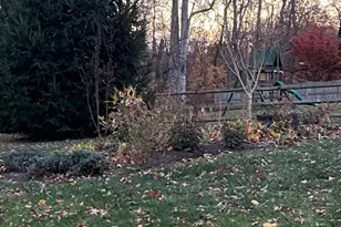 1114 Bradfield Dr SW, Leesburg, VA 20175 - Photo 9