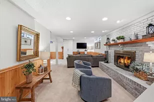 32 Fenton Wood Dr, Sterling, VA 20165 - Photo 19