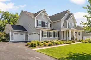 41263 Chatham Green Cir, Aldie, VA 20105 - Photo 9