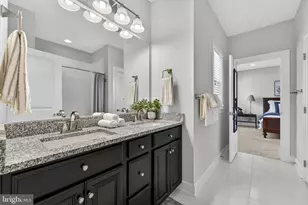 41263 Chatham Green Cir, Aldie, VA 20105 - Photo 49