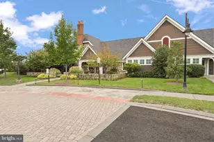 41263 Chatham Green Cir, Aldie, VA 20105 - Photo 81