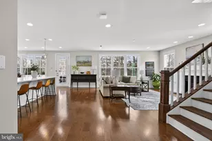 41263 Chatham Green Cir, Aldie, VA 20105 - Photo 19