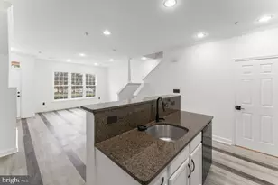 42261 Terrazzo Terrace, Aldie, VA 20105 - Photo 11