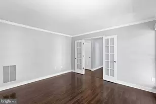 105 Country Rd, Potomac Falls, VA 20165 - Photo 7