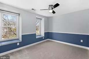 105 Country Rd, Potomac Falls, VA 20165 - Photo 27