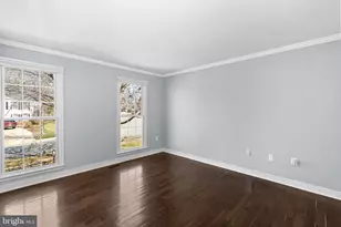 105 Country Rd, Potomac Falls, VA 20165 - Photo 5