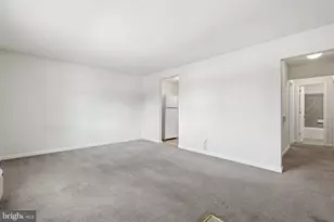 300 E Furman Dr, Sterling, VA 20164 - Photo 7