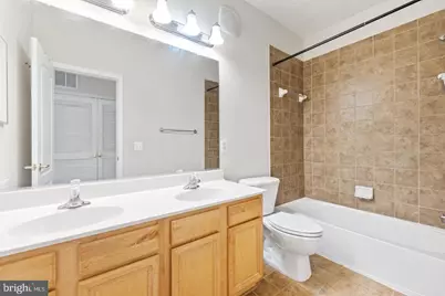 22717 Settlers Trail Terrace E, Brambleton, VA 20148 - Photo 7