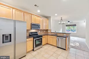 22717 Settlers Trail Terrace E, Brambleton, VA 20148 - Photo 5