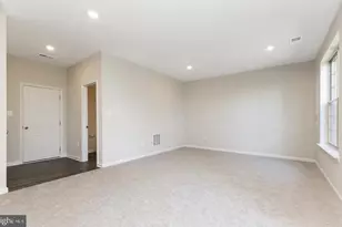 1806 Mocking Jay Ter NE, Leesburg, VA 20176 - Photo 3