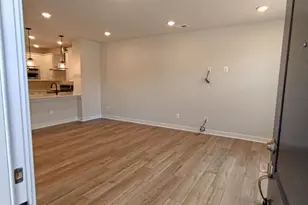 20811 Wood Quay Dr, Sterling, VA 20166 - Photo 3