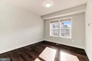 44752 Tiverton Sq, Ashburn, VA 20147 - Photo 21