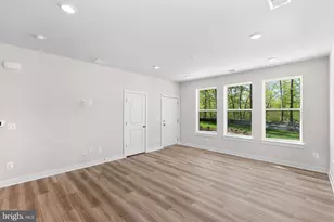 45163 Drowes Ter, Sterling, VA 20166 - Photo 3