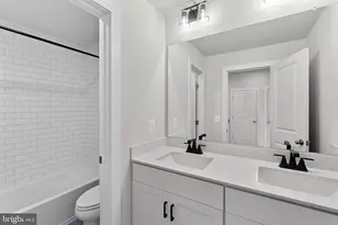 45163 Drowes Ter, Sterling, VA 20166 - Photo 29