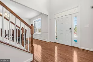 25243 Barley Grass Square, Aldie, VA 20105 - Photo 3