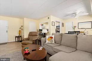 125 Clubhouse Dr SW, Leesburg, VA 20175 - Photo 3