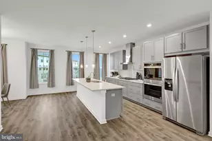 20941 Bluebird Sq, Sterling, VA 20165 - Photo 41