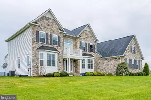 15117 Grace Pl, Waterford, VA 20197 - Photo 5