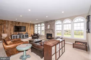 15117 Grace Pl, Waterford, VA 20197 - Photo 9