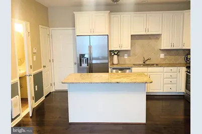 23548 Hopewell Manor Terrace, Ashburn, VA 20148 - Photo 5