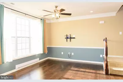 23548 Hopewell Manor Terrace, Ashburn, VA 20148 - Photo 9