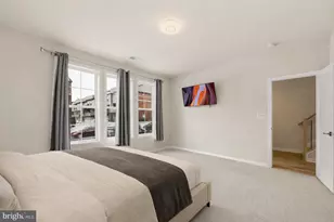 43416 Grandmoore St, Ashburn, VA 20148 - Photo 5