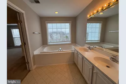 45776 Mountain Pine Square #45776, Sterling, VA 20166 - Photo 51