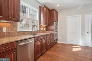 20763 Crescent Pointe Pl, Ashburn, VA 20147 - Photo 13