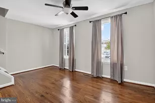 33 Quincy Ct, Sterling, VA 20165 - Photo 9