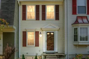 33 Quincy Ct, Sterling, VA 20165 - Photo 1