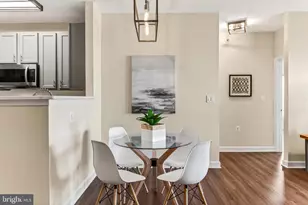 42480 Rockrose Square, Brambleton, VA 20148 - Photo 13