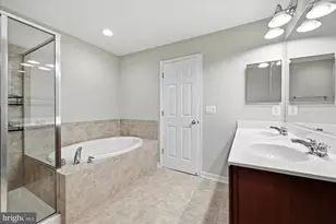 25548 Casale Terrace, Chantilly, VA 20152 - Photo 9