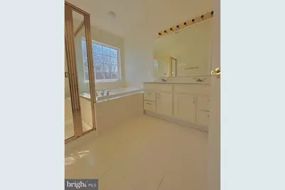 21354 Shady Wood Terrace, Broadlands, VA 20148 - Photo 17