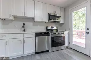 131 N Garfield Rd, Sterling, VA 20164 - Photo 11