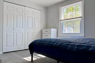 131 N Garfield Rd, Sterling, VA 20164 - Photo 3