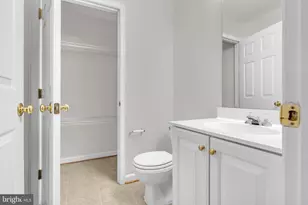 43654 Kenai Ct, Chantilly, VA 20152 - Photo 41