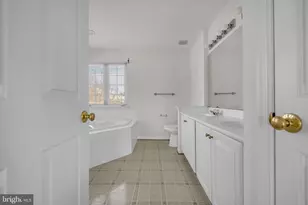 43654 Kenai Ct, Chantilly, VA 20152 - Photo 31