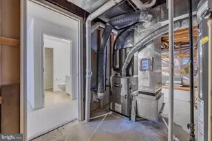 43654 Kenai Ct, Chantilly, VA 20152 - Photo 55