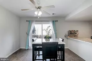 1032 Margate Ct, Sterling, VA 20164 - Photo 9