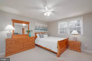 1021 Brixton Ct, Sterling, VA 20164 - Photo 13