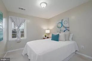 1021 Brixton Ct, Sterling, VA 20164 - Photo 17