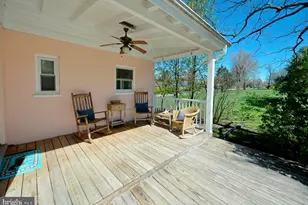22282 St Louis Rd, Middleburg, VA 20117 - Photo 11
