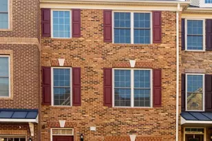 42624 Lisburn Chase Ter, Chantilly, VA 20152 - Photo 1