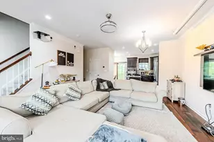 42624 Lisburn Chase Ter, Chantilly, VA 20152 - Photo 15