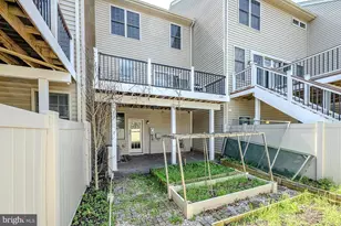 42624 Lisburn Chase Ter, Chantilly, VA 20152 - Photo 29