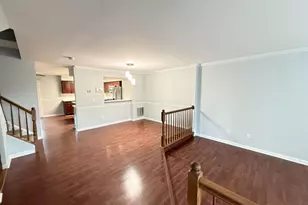 43572 Blacksmith Square, Ashburn, VA 20147 - Photo 3