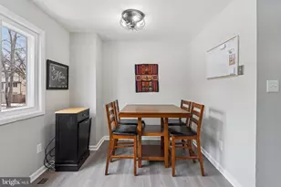 702 Giles Pl, Sterling, VA 20164 - Photo 15