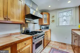 40162 Main St, Waterford, VA 20197 - Photo 17