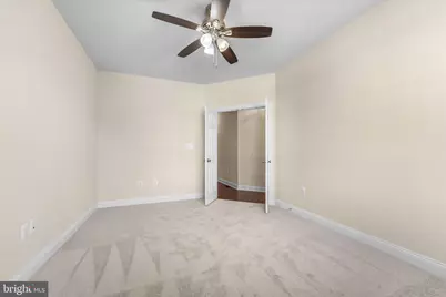 22990 Weybridge Square, Ashburn, VA 20148 - Photo 21