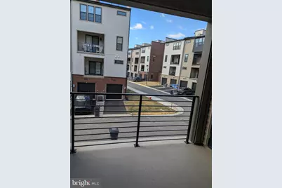 43525 Moorefield Boulevard, Ashburn, VA 20148 - Photo 19